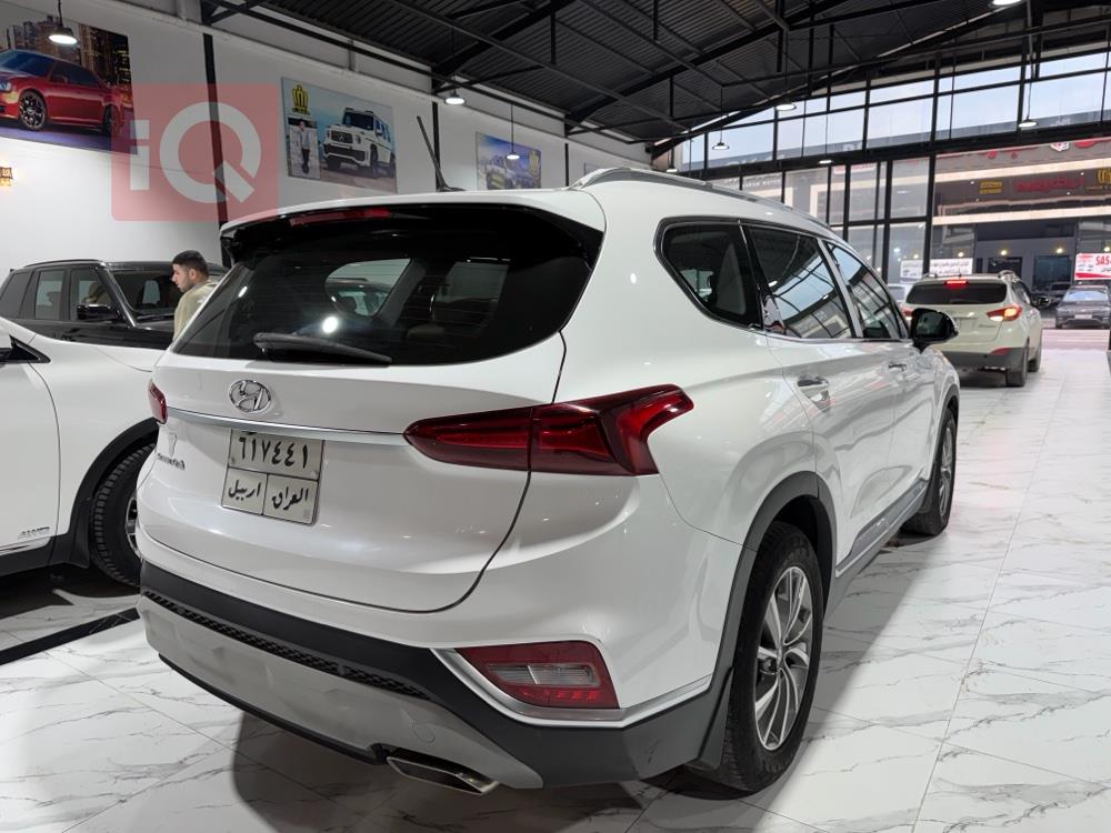 هيونداي سانتافي